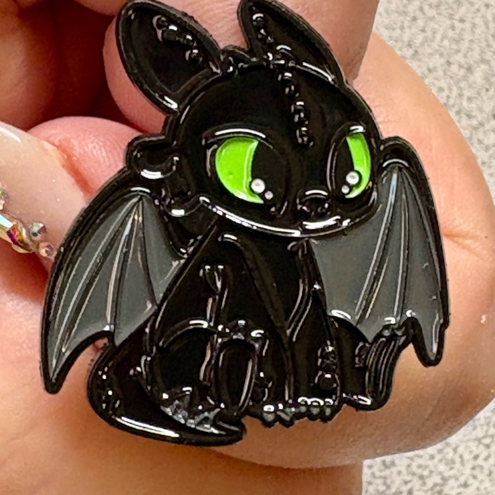 How to tame your Dragon Black and Green  Pin